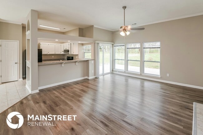 Building Photo - 14930 Rothwell Dr