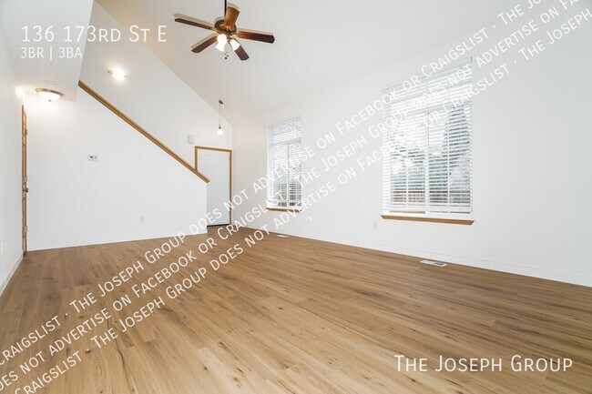 Foto del edificio - 136 173rd St E