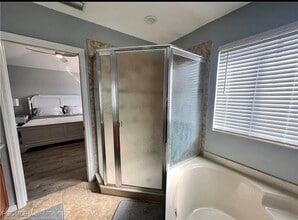 Building Photo - 9722 Roundstone Cir