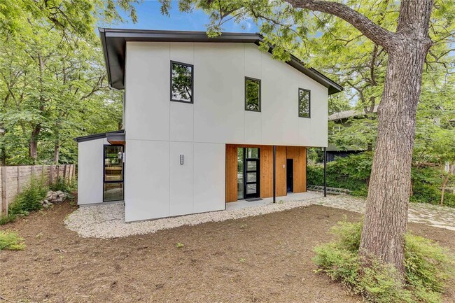 Building Photo - 4521 Avenue H Ave