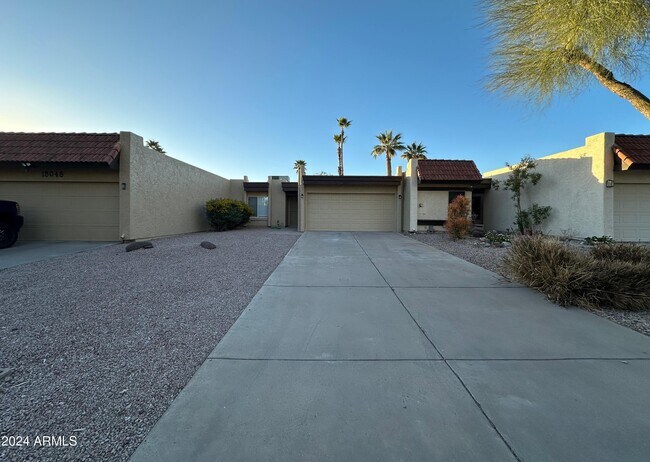Building Photo - 18050 N 25th Way
