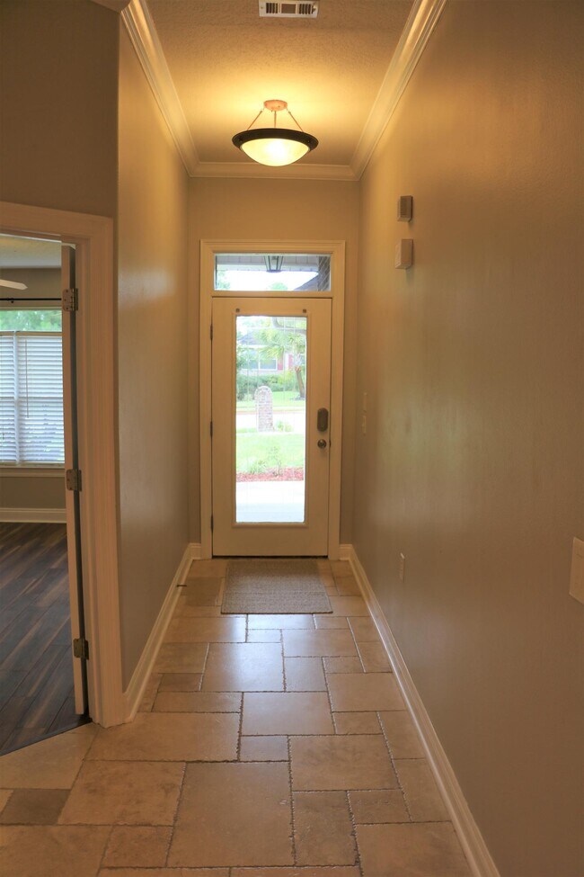 Foto del edificio - 6420 Old Harbor Ct