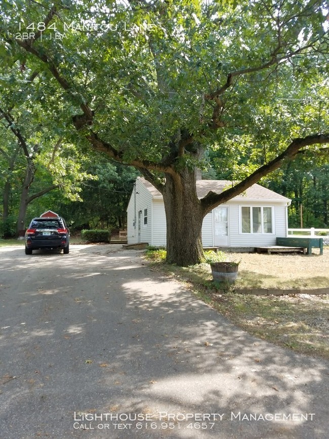 Building Photo - Two Bedroom Cottage in Middleville