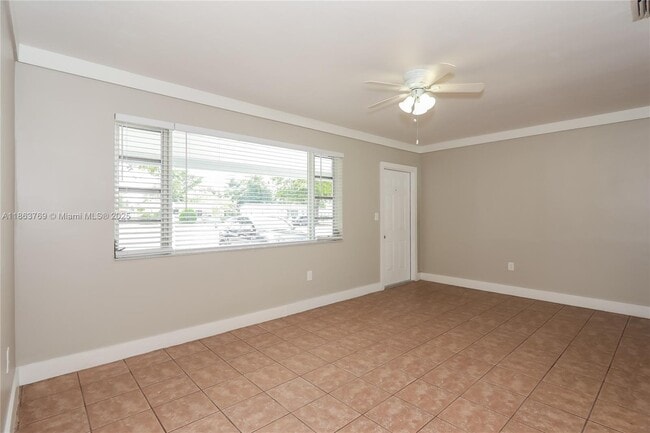 Foto del edificio - 7667 Miramar Pkwy