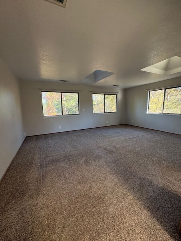 Primary Photo - 4BD/3BA Home