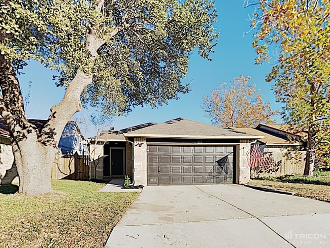 Building Photo - 11314 Hatchet Pass Dr
