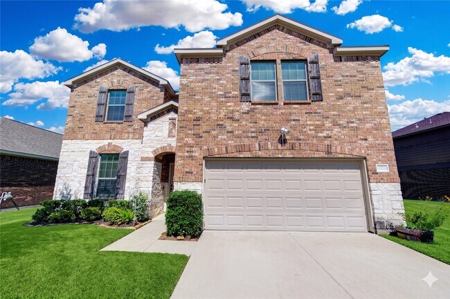 Foto del edificio - 15318 Benson Landing Dr