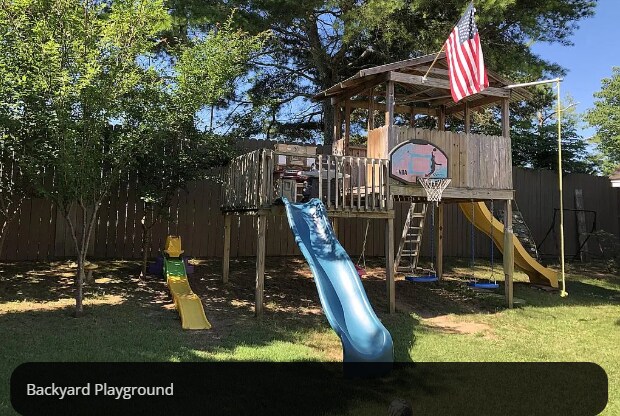 Foto del edificio - 1686 Pebble Creek Dr