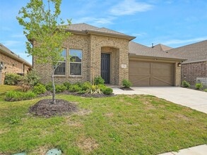 Building Photo - 3705 Prickly Pear Rd