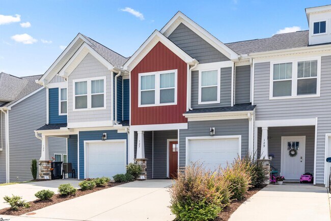 Building Photo - 127 Shallons Dr