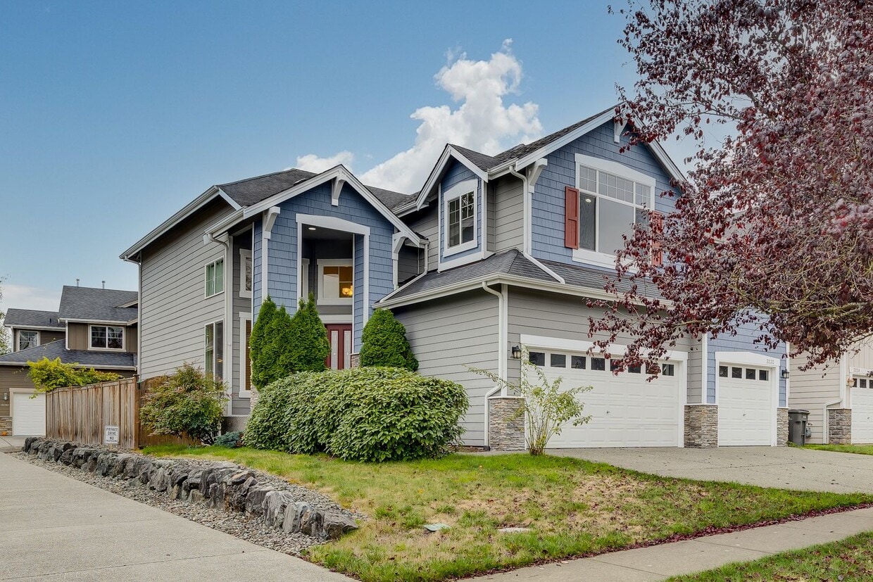 Primary Photo - For Rent | Stunning 4-Bedroom Home in Brookside Estates