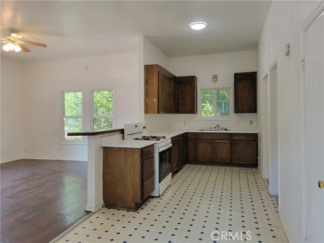 Building Photo - 1538 Pomona Ave
