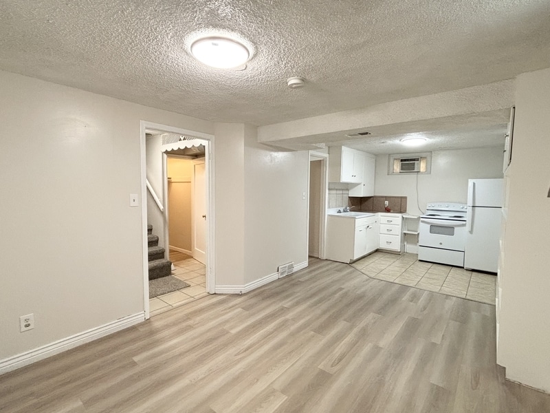 Photo - 416 Cornell Dr