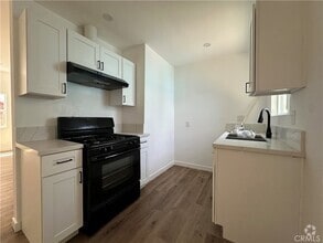 Building Photo - 455 W Cowles St