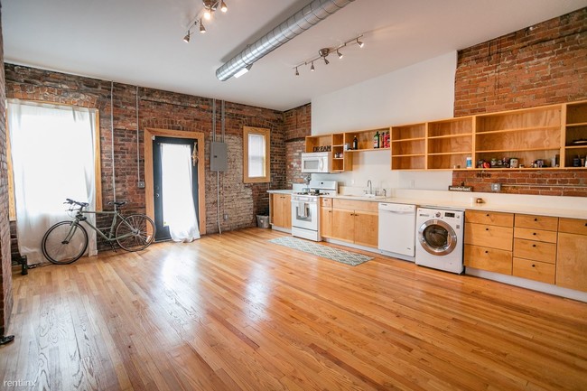 Foto del edificio - 2 br, 2 bath  - Gold Cash Gold Loft