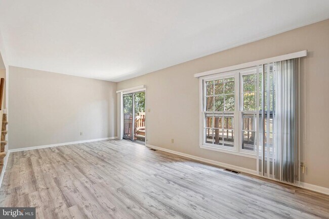 Foto del edificio - 2917 Village Spring Ln