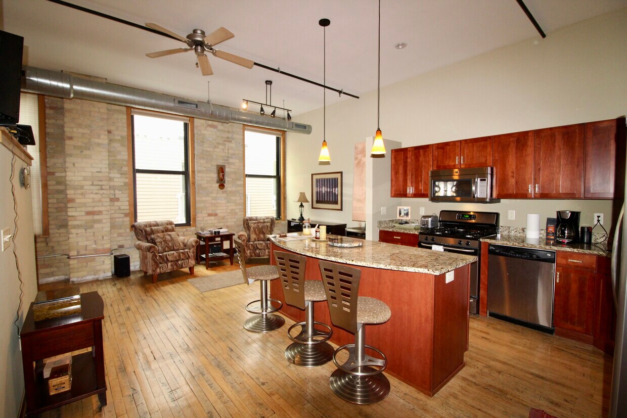 Foto principal - 1017 S 2nd St