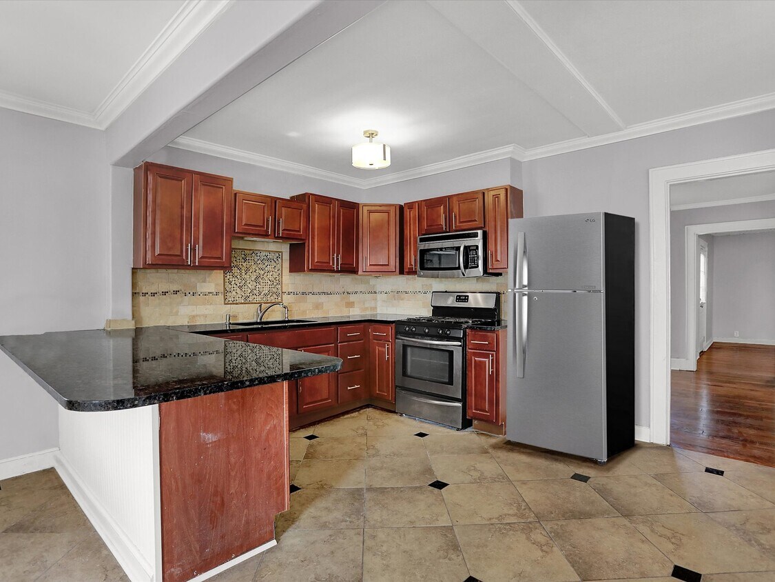 Foto principal - 1840 Manila Ave