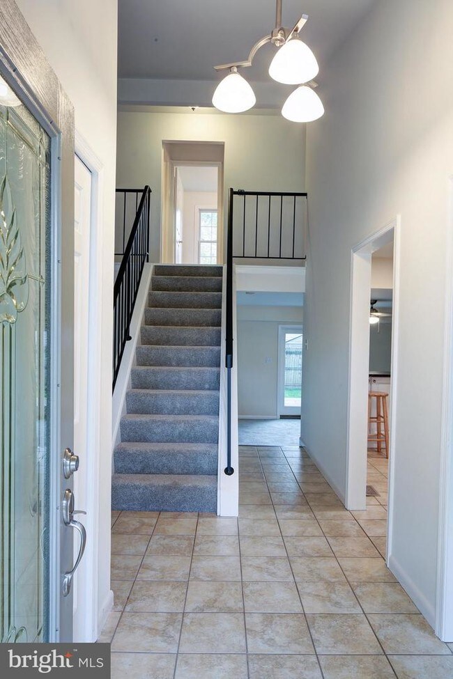 Building Photo - 421 Hucknall Ct