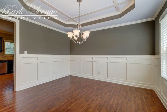 Building Photo - 135 Wolf Creek Dr