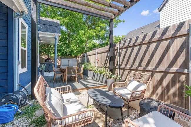 Building Photo - 5308 Evans Ave