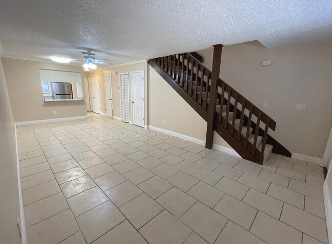 Foto del edificio - 6119 Memorial Hwy
