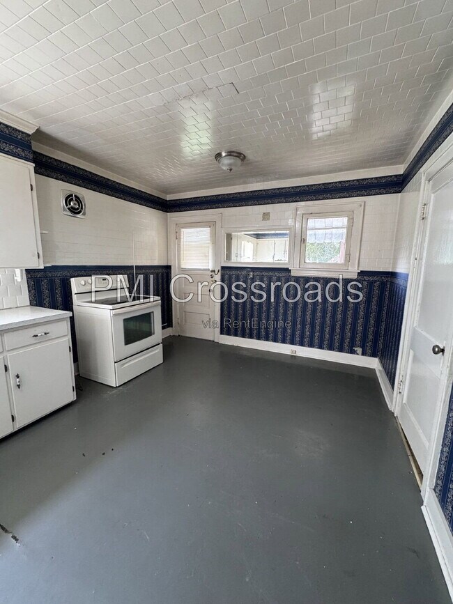 Foto del edificio - 1738 Flint Ave