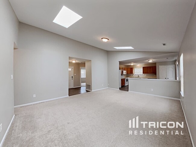 Building Photo - 11905 Breta Ct