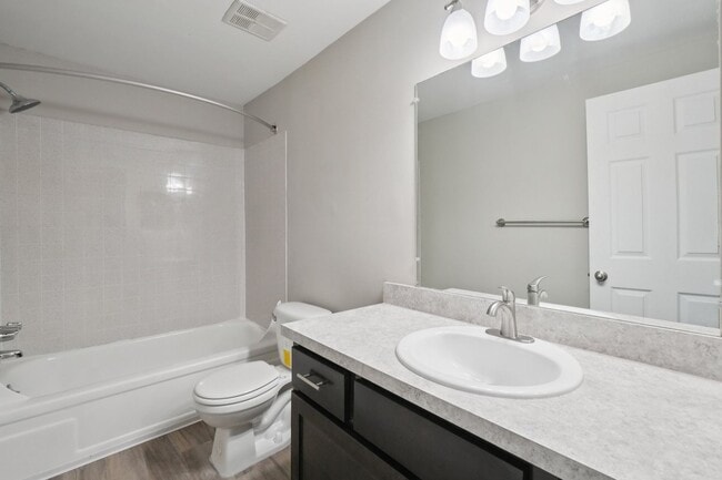 Interior Photo - Beachwood Apartments and Townhomes