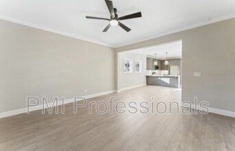 Building Photo - 1403 Rebecca Johns Dr