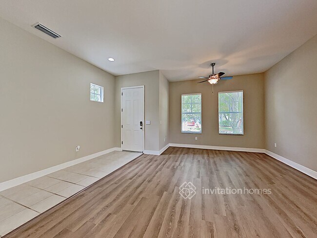 Building Photo - 8436 Lagerfeld Dr