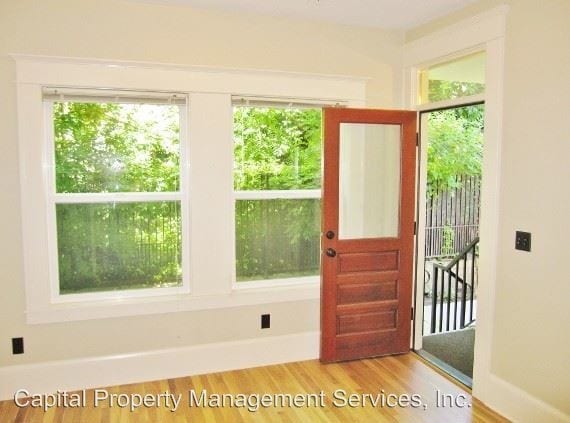 Building Photo - 1513 SE Morrison St