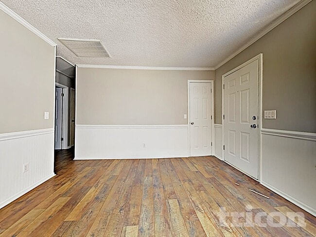 Building Photo - 504 Lord Howe Rd