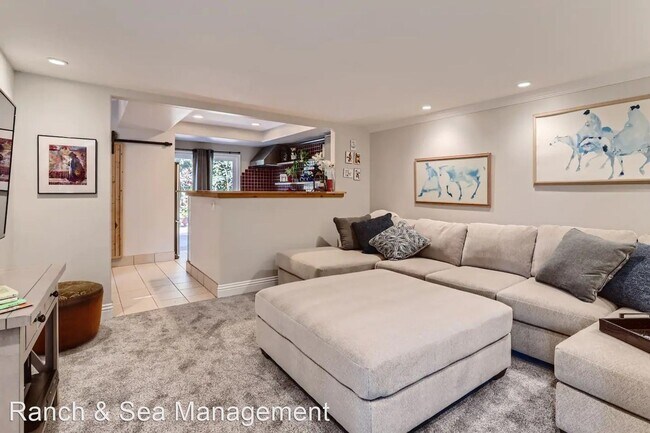 Foto del edificio - 2 br, 2 bath House - 2459 Tuttle St