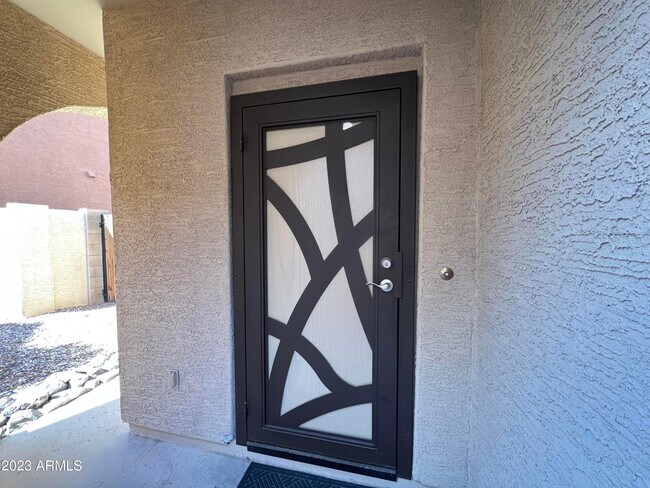 Foto del edificio - 2709 E Bart St