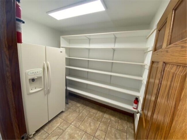 Foto del edificio - 14314 Barton Ave NW