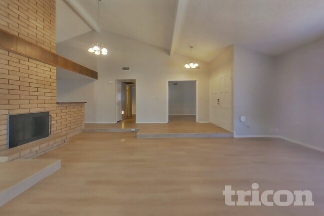 Foto del edificio - 3629 W Kelton Ln