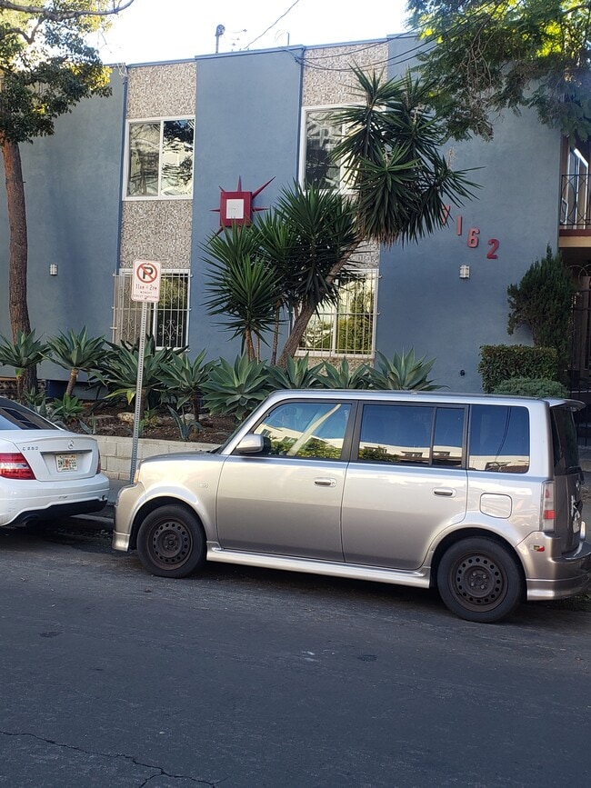 Foto del edificio - 7162 Hawthorn Ave