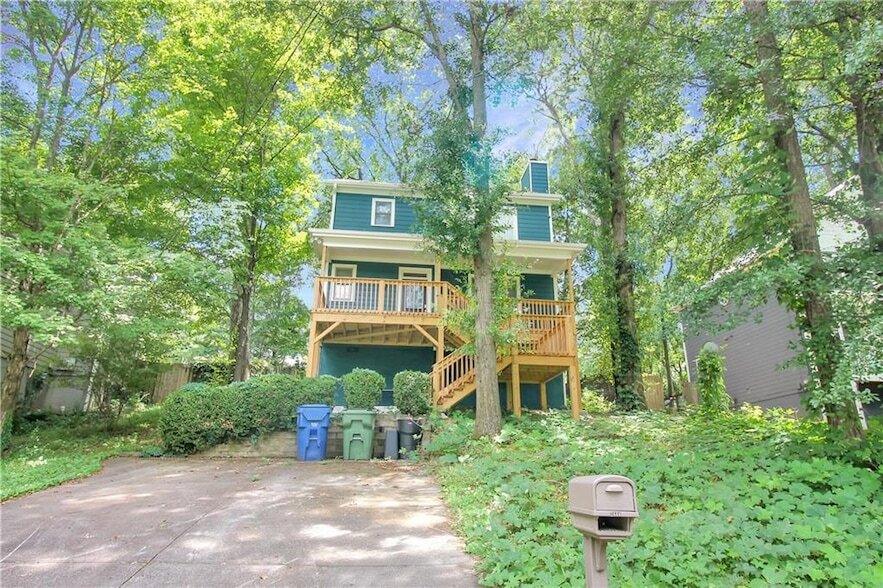 Foto principal - 2666 W Main St NW