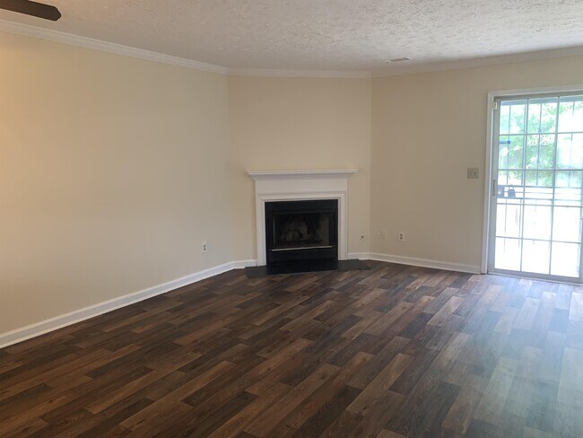 Foto del edificio - 3494 Kingswood Run