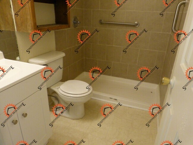 Foto del edificio - 3 Bed 2 Bath House