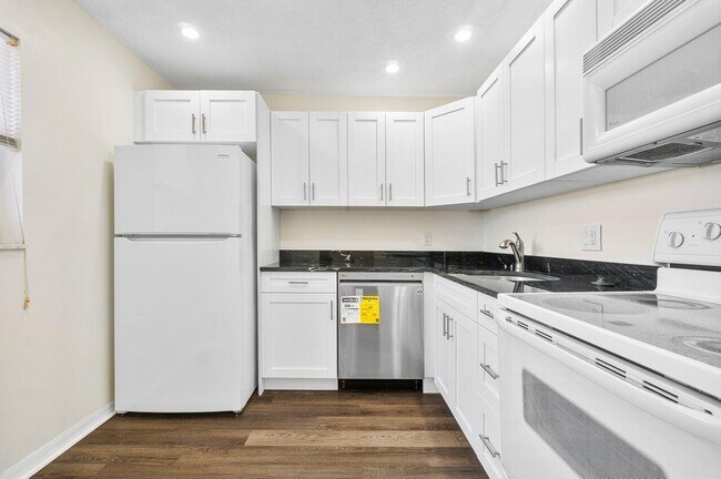 Foto del edificio - 2615 NE 1st Ct