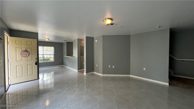 Building Photo - 9420 Ivy Brook Run