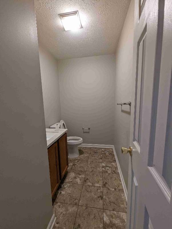 Building Photo - 5833 Benton Rd