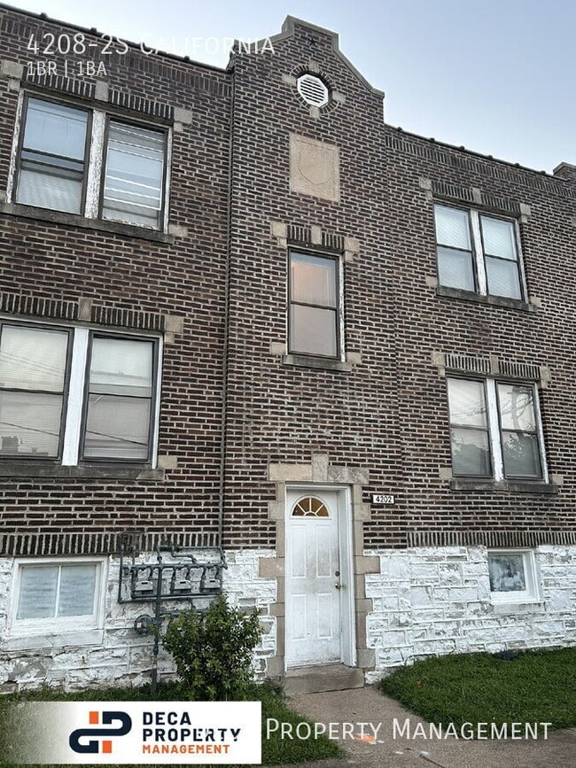 Building Photo - 4208-2S California-