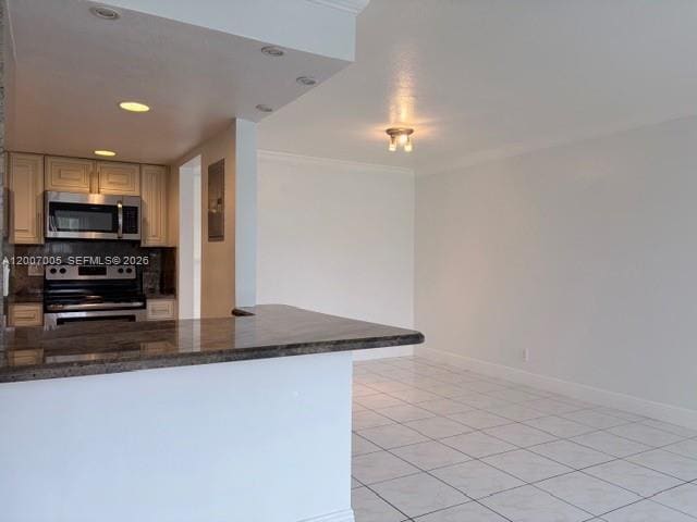 Foto del edificio - 3100 Riverside Dr