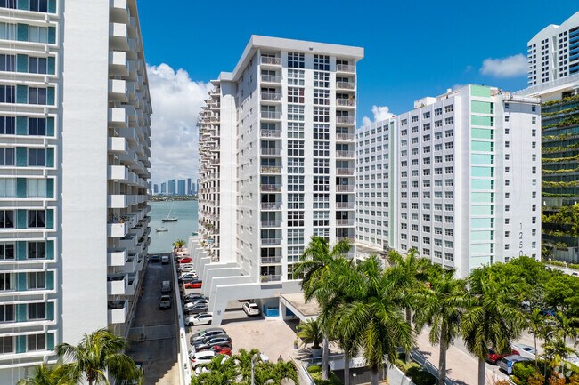 Building Photo - Bayview Terrace