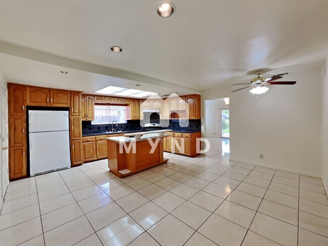 Building Photo - 8055 Wagon Trail Way