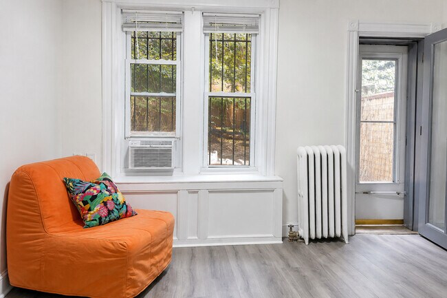Foto del edificio - 320 A West 135th Street-SI ID1032042P