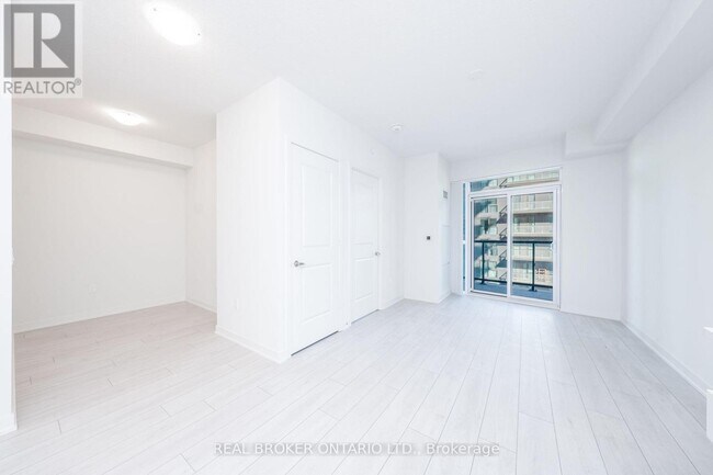 Photo du bâtiment - 38 Annie Craig Dr